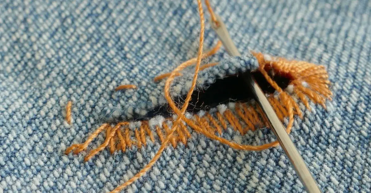 How To Sew A Buttonhole Without A Buttonhole Foot 8 Simple Steps